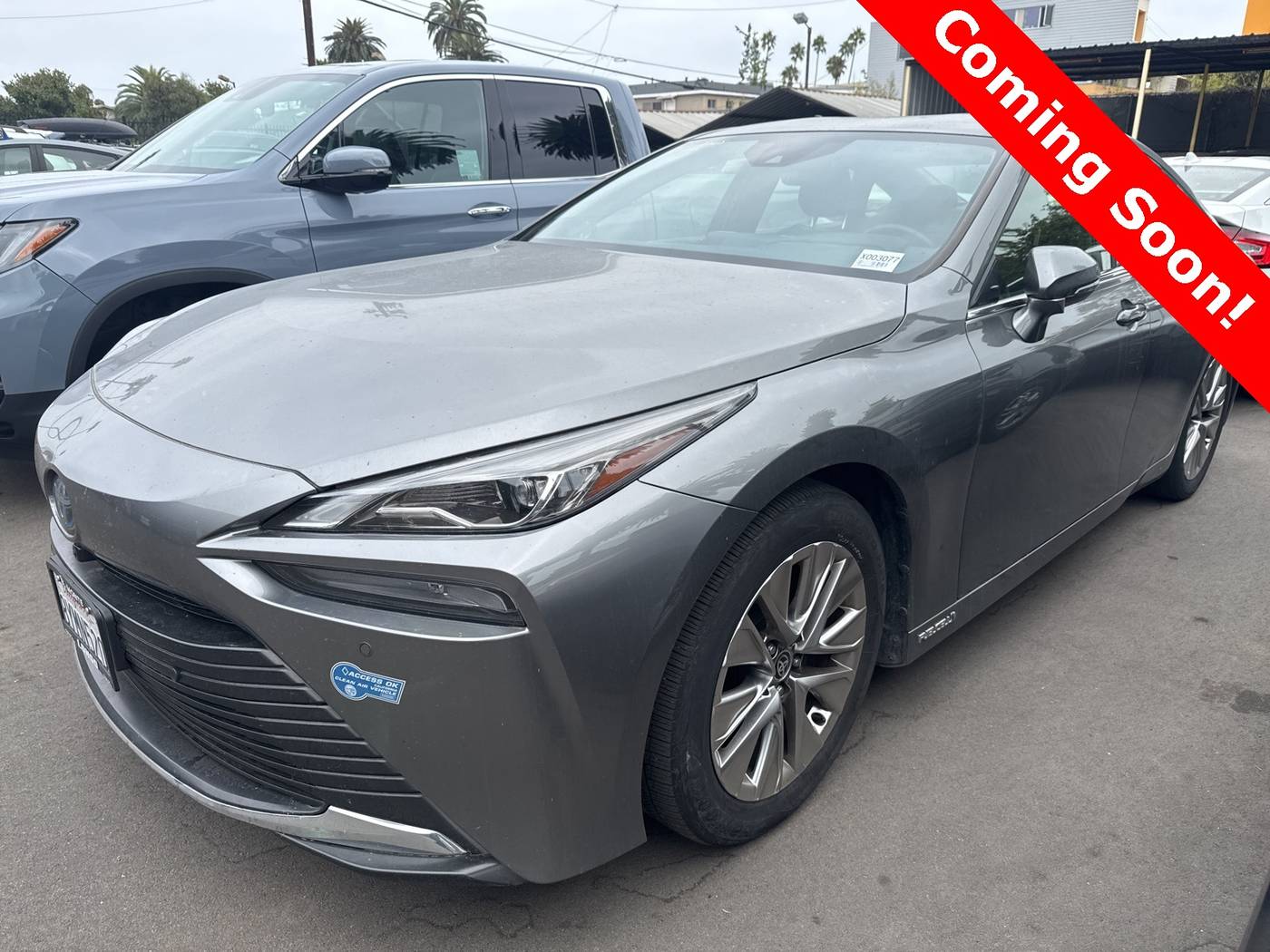 2021 Toyota Mirai XLE — Sedan — 33,249 mi — Santa Monica, CA