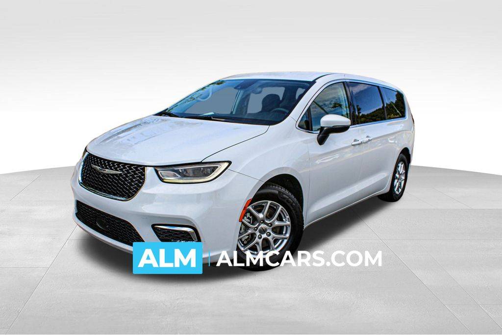 2023 Chrysler Pacifica Touring L — Minivan — 67,591 mi — Buford, GA