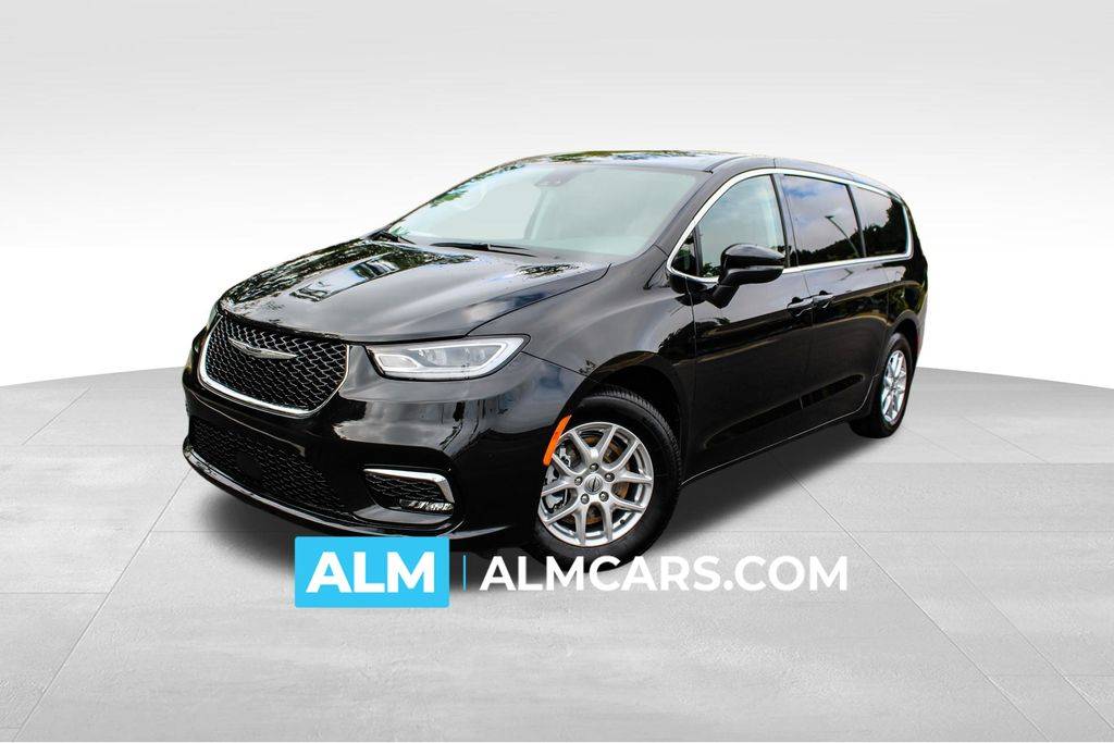 2023 Chrysler Pacifica Touring L — Minivan — 69,993 mi — Buford, GA