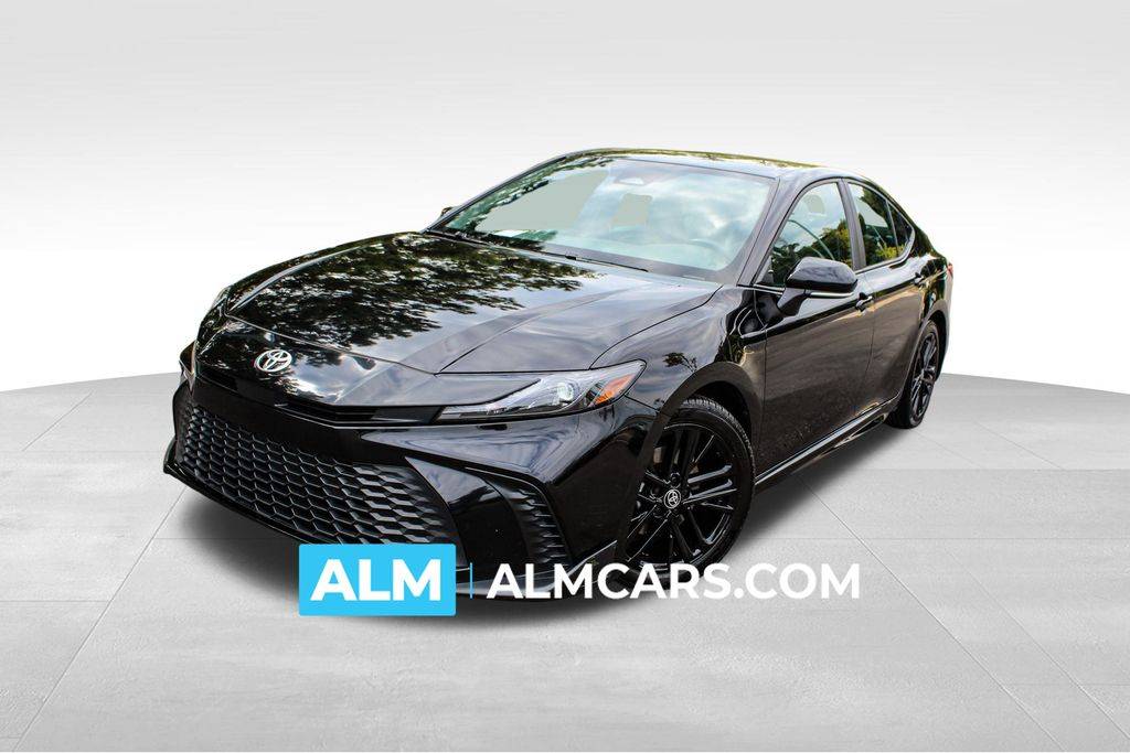 2025 Toyota Camry Hybrid SE — Sedan — 35,075 mi — Buford, GA