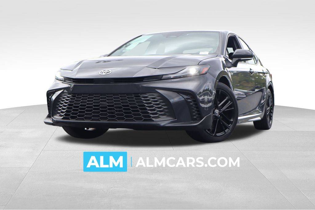 2025 Toyota Camry Hybrid SE — Sedan — 32,538 mi — Duluth, GA