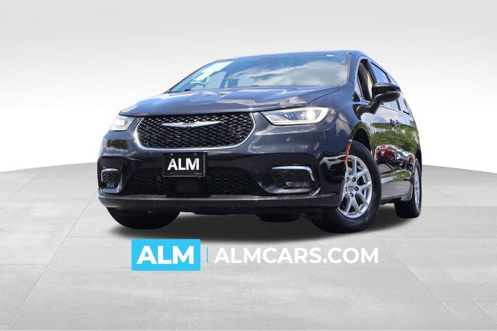 2023 Chrysler Pacifica Touring L — Minivan — 71,329 mi — Duluth, GA