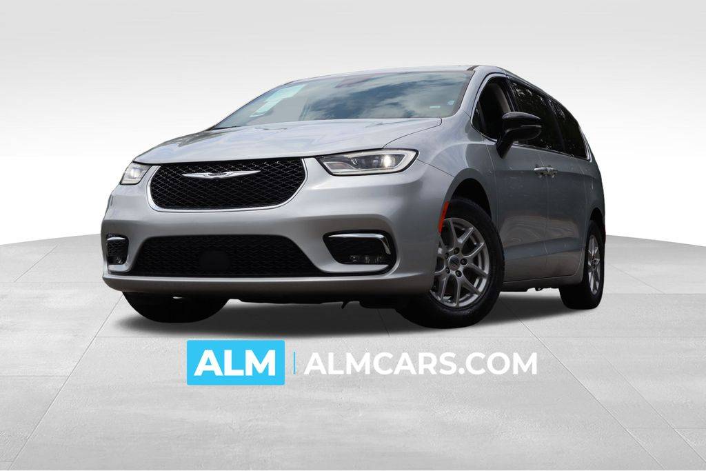 2024 Chrysler Pacifica Touring L — Minivan — 48,485 mi — Duluth, GA