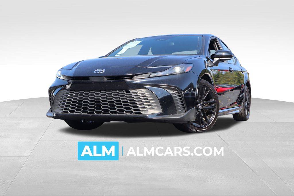2025 Toyota Camry Hybrid SE — Sedan — 40,171 mi — Duluth, GA
