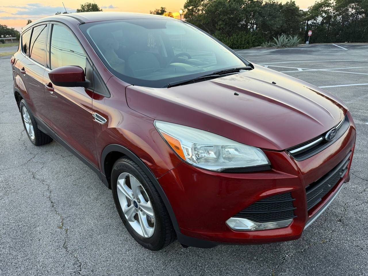 2014 Ford Escape SE — SUV — 152,657 mi — Austin, TX