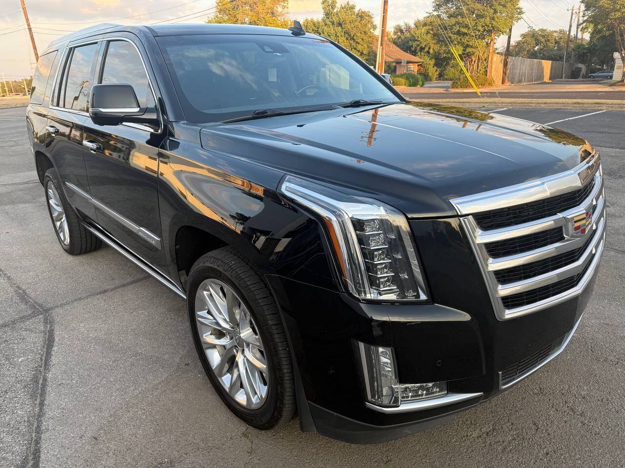 2018 Cadillac Escalade Premium Luxury — SUV — 125,471 mi — Austin, TX