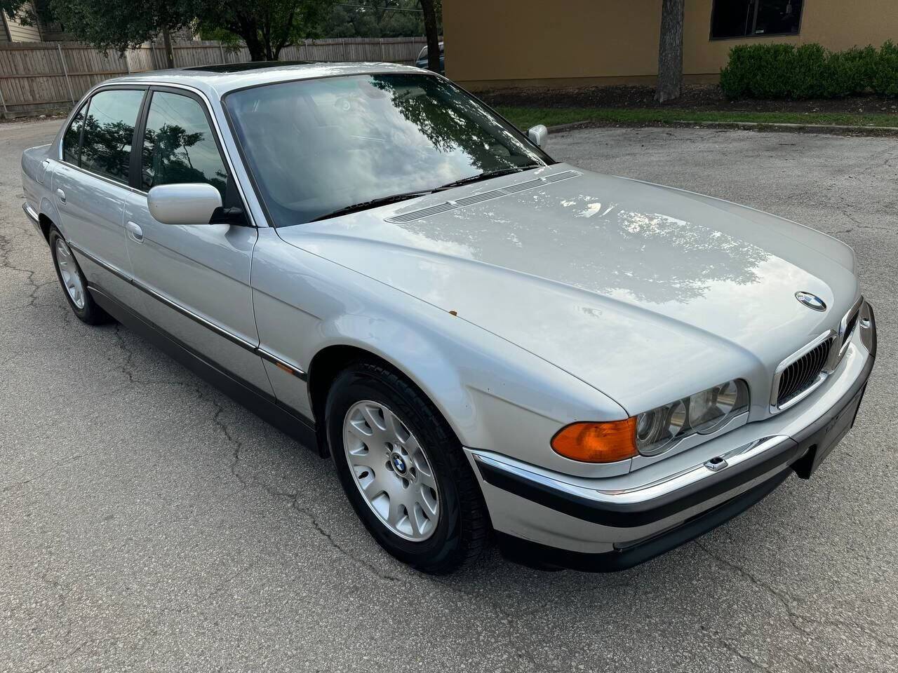 2000 BMW 7 Series 740iL