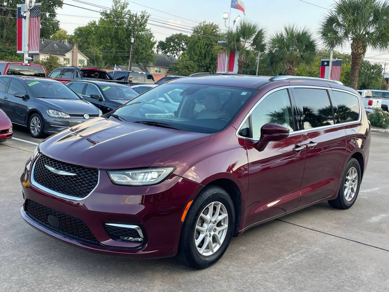 2021 Chrysler Pacifica Touring L — Minivan — 99,861 mi — Houston, TX