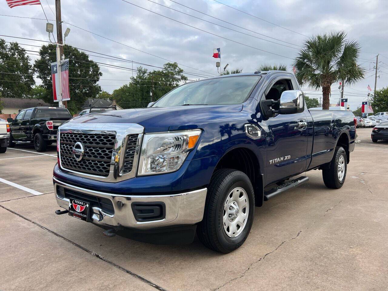 2017 Nissan Titan XD SV
