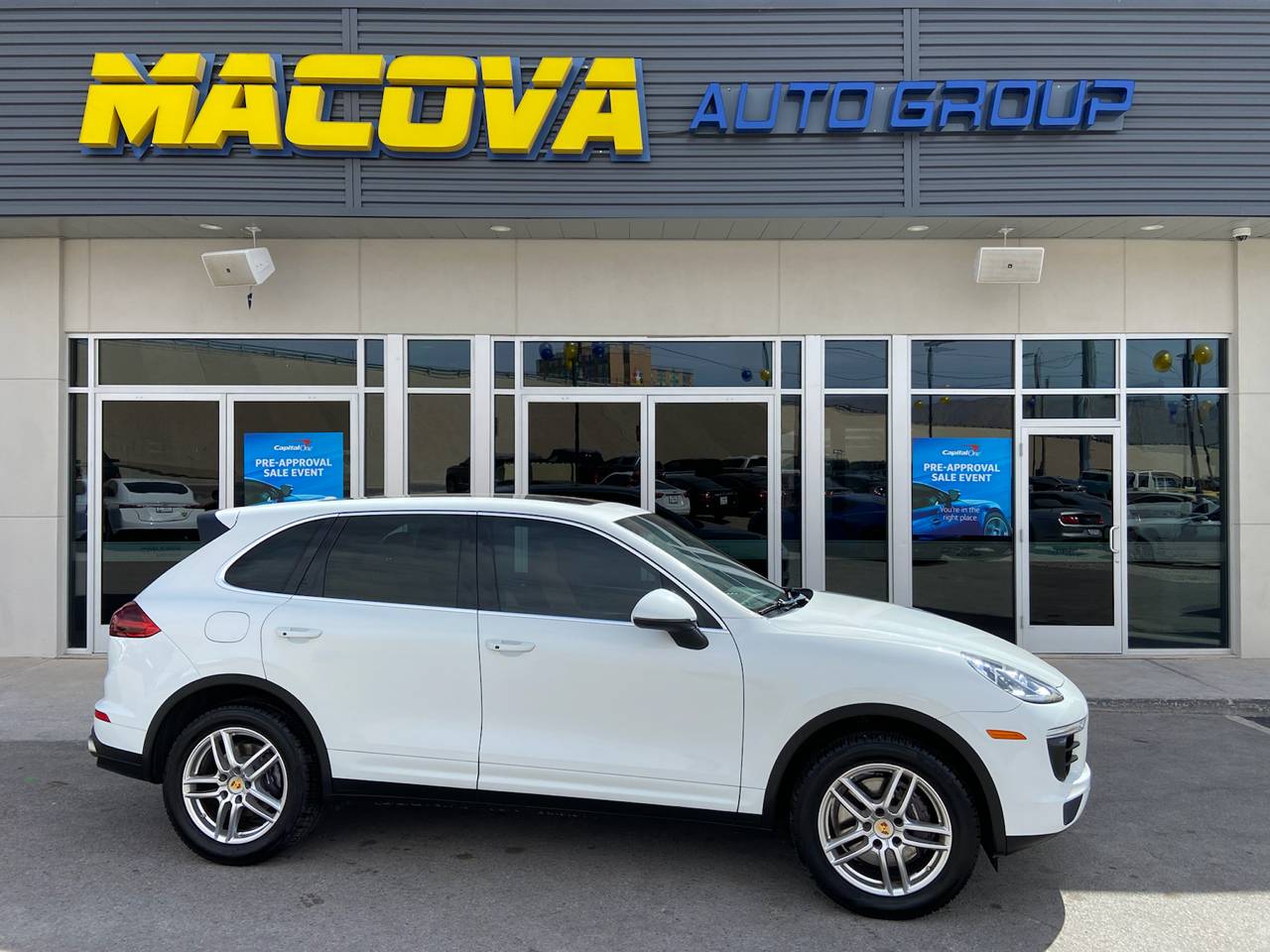 2017 Porsche Cayenne Standard — SUV — 103,175 mi — El Paso, TX