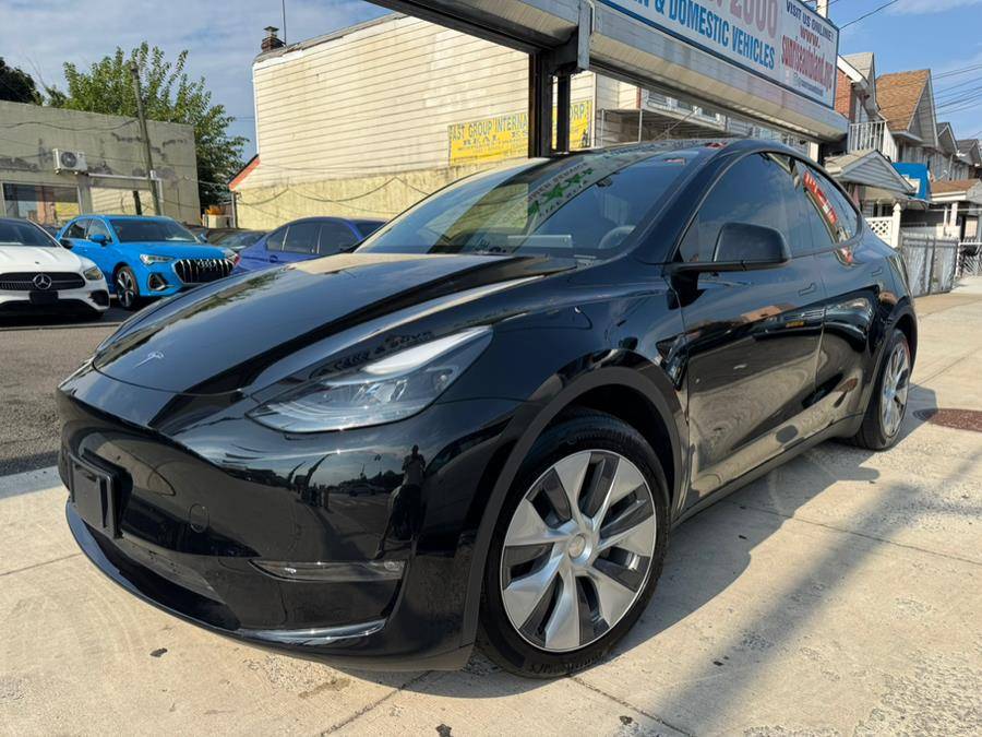 2023 Tesla Model Y Standard Range — SUV — 18,516 mi — Jamaica, NY