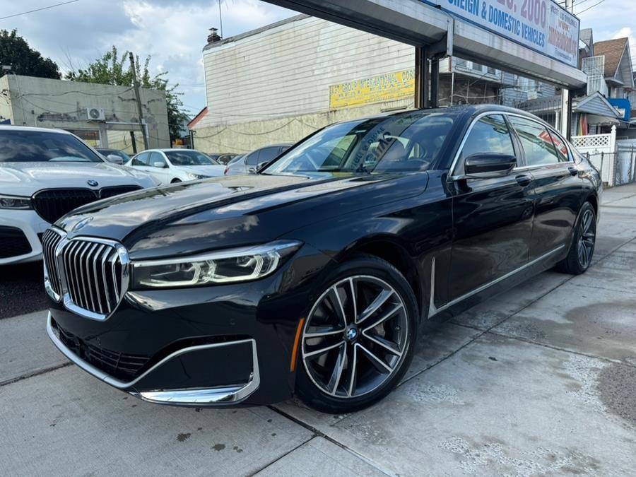 2022 BMW 7 Series 750i — Sedan — 31,387 mi — Jamaica, NY