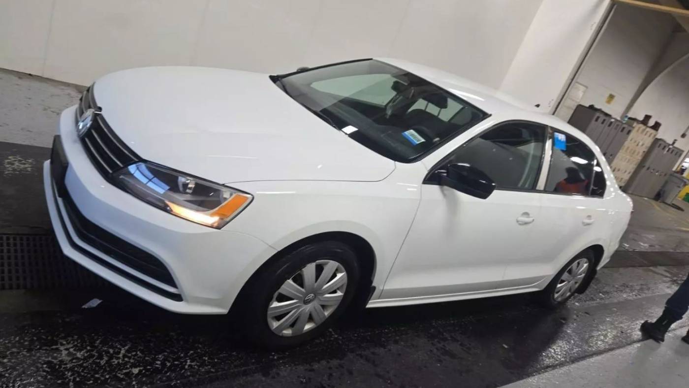 2016 Volkswagen Jetta 1.4T S — Sedan — 66,338 mi — Union City, NJ