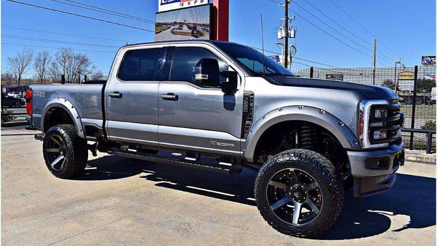 2024 Ford Super Duty F-250 LARIAT — Pickup Truck — 15,369 mi — Houston, TX
