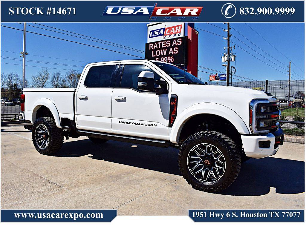 2023 Ford Super Duty F-250 LARIAT — Pickup Truck — 14,984 mi — Houston, TX