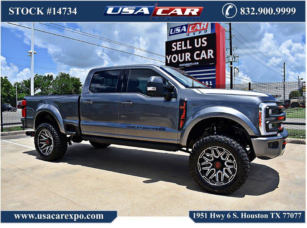 2023 Ford Super Duty F-250 LARIAT — Pickup Truck — 9,016 mi — Houston, TX