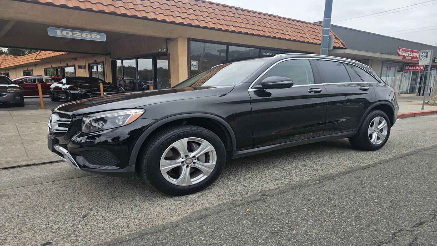 2016 Mercedes-Benz GLC GLC 300 — SUV — 87,321 mi — El Cerrito, CA