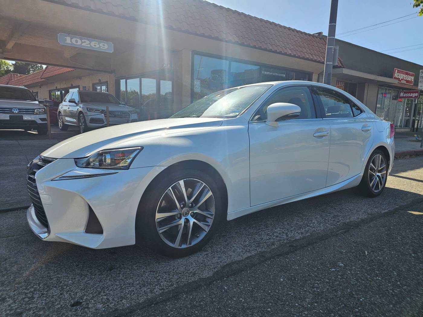 2018 Lexus IS IS 300 — Sedan — 54,321 mi — El Cerrito, CA