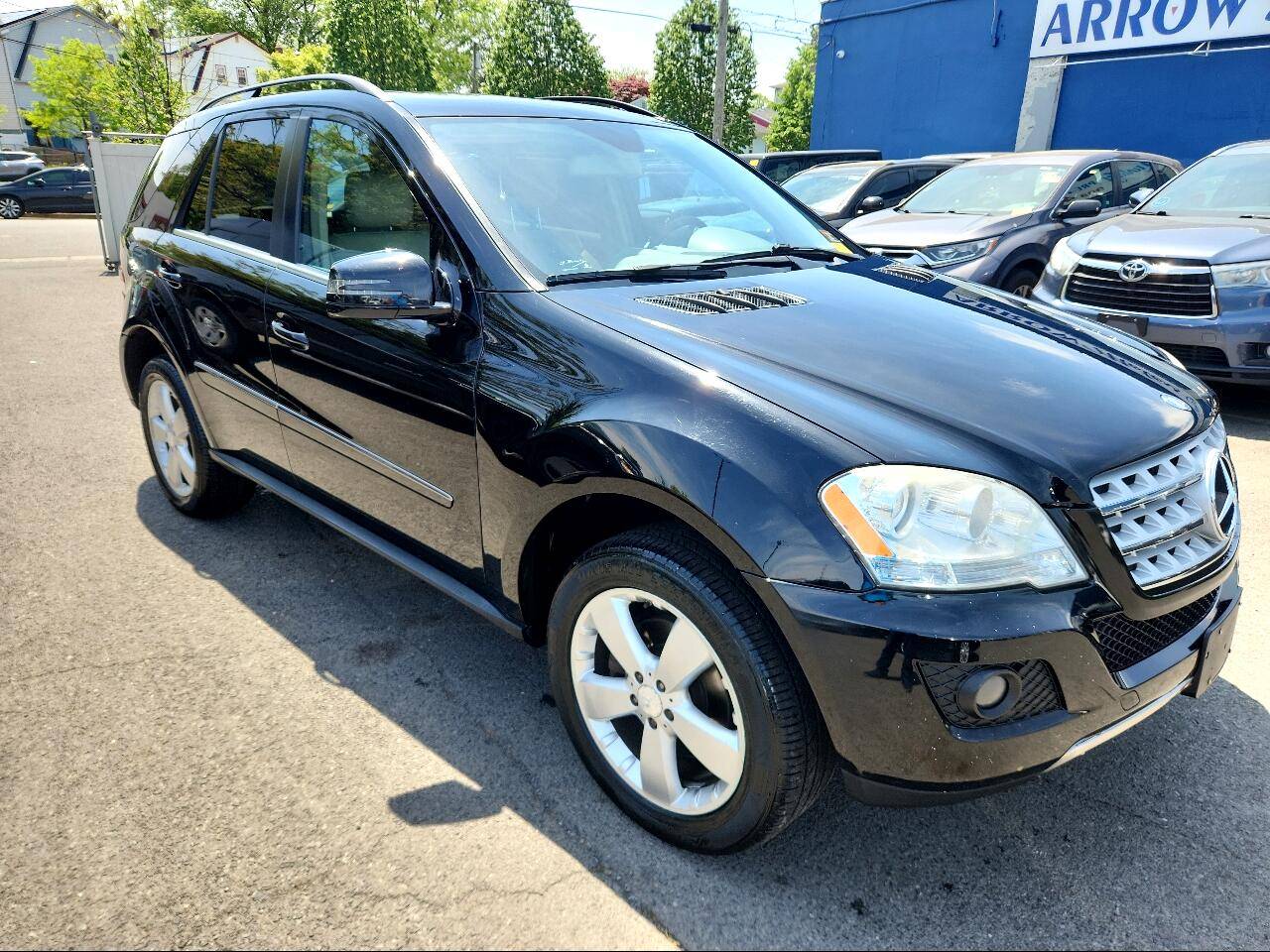 2011 Mercedes-Benz M-Class ML 350 — SUV — 147,327 mi — Linden, NJ