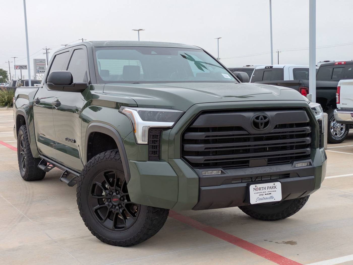 2022 Toyota Tundra SR5 — Pickup Truck — 37,901 mi — Castroville, TX