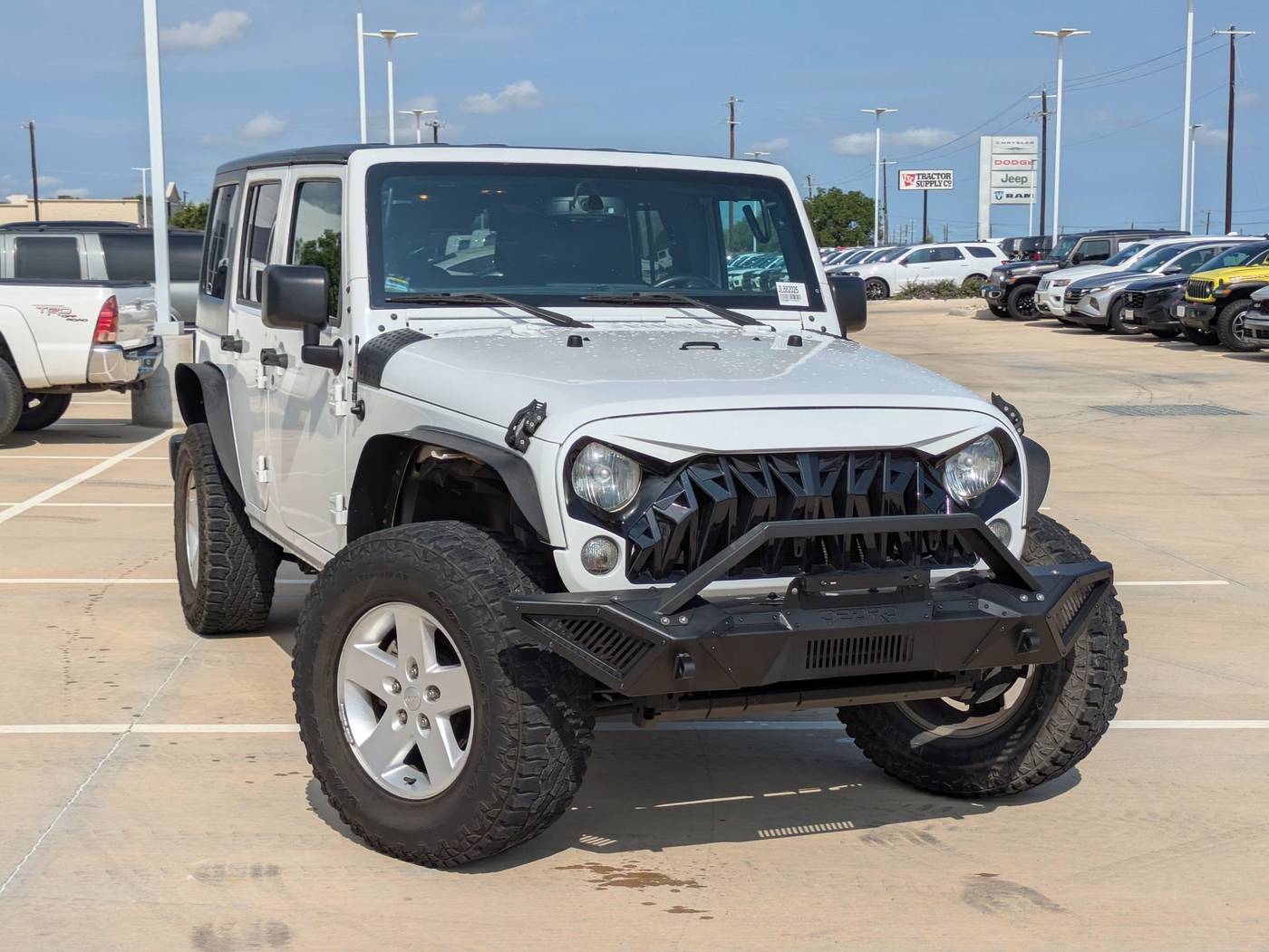 2018 Jeep Wrangler Sport S — SUV — 142,816 mi — Castroville, TX