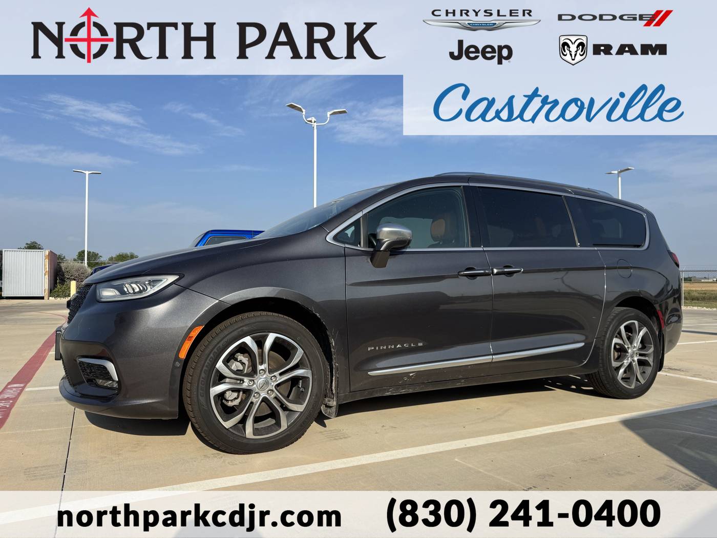 2021 Chrysler Pacifica Pinnacle — Minivan — 61,866 mi — Castroville, TX