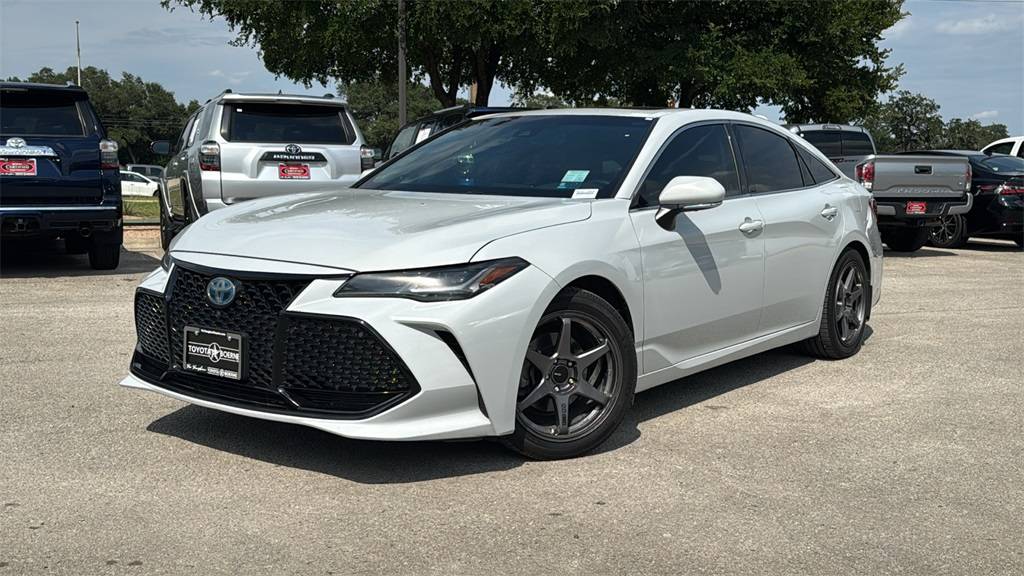 2022 Toyota Avalon Hybrid Limited — Sedan — 113,458 mi — Boerne, TX