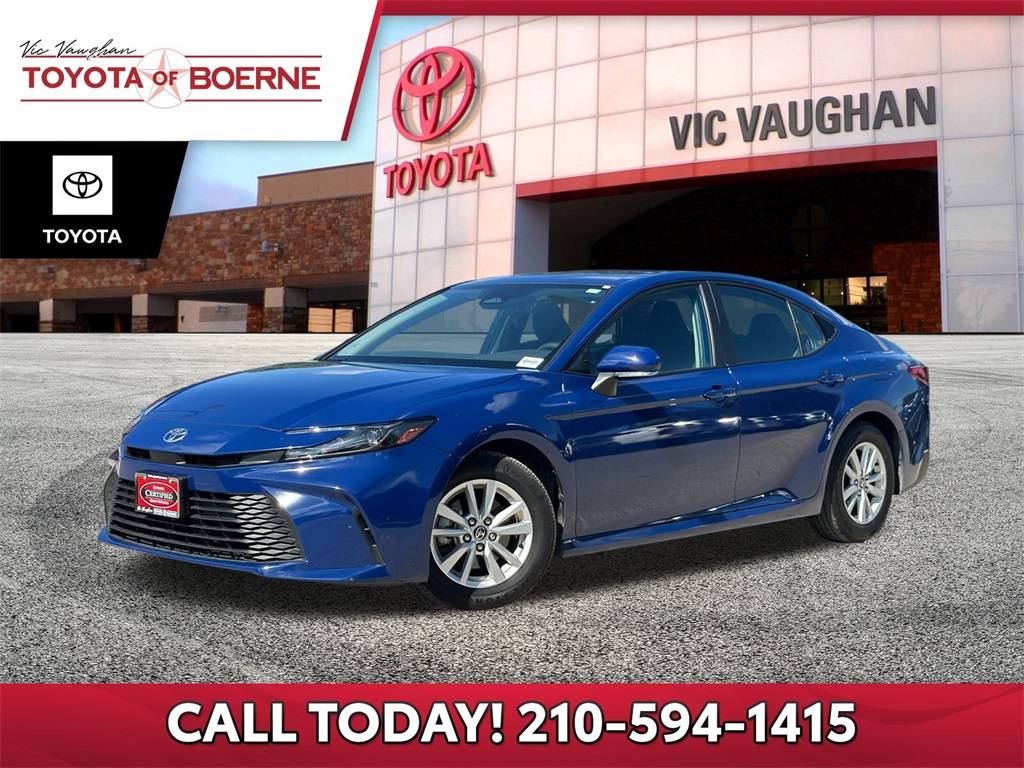 2025 Toyota Camry Hybrid SE — Sedan — 31,682 mi — Boerne, TX