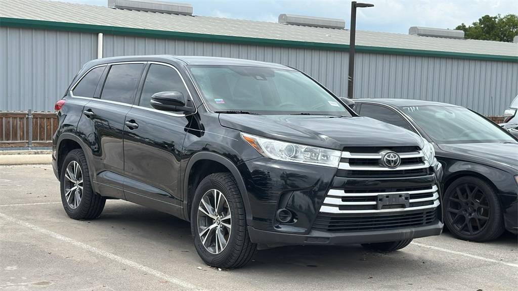 2018 Toyota Highlander LE — SUV — 154,990 mi — Boerne, TX