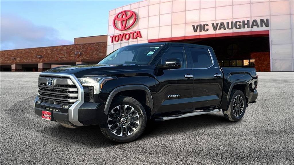 2023 Toyota Tundra Hybrid Limited — Pickup Truck — 25,761 mi — Boerne, TX