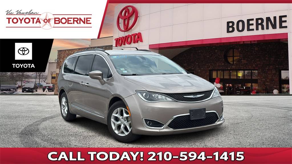 2017 Chrysler Pacifica Touring L — Minivan — 131,410 mi — Boerne, TX