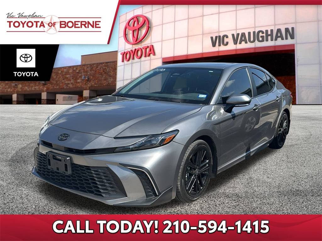 2025 Toyota Camry Hybrid SE — Sedan — 32,852 mi — Boerne, TX