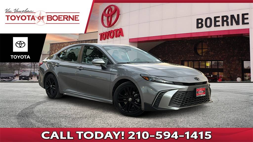 2025 Toyota Camry SE — Sedan — 14,204 mi — Boerne, TX