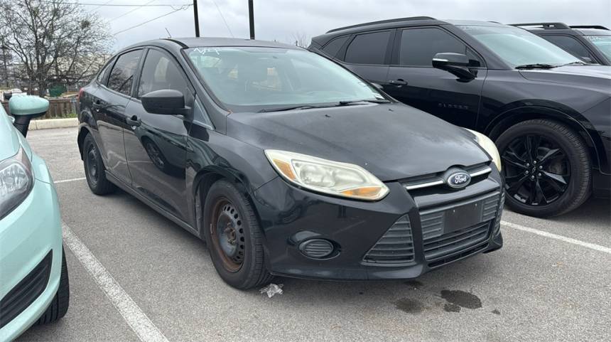 2013 Ford Focus S — Sedan — 144,104 mi — Boerne, TX
