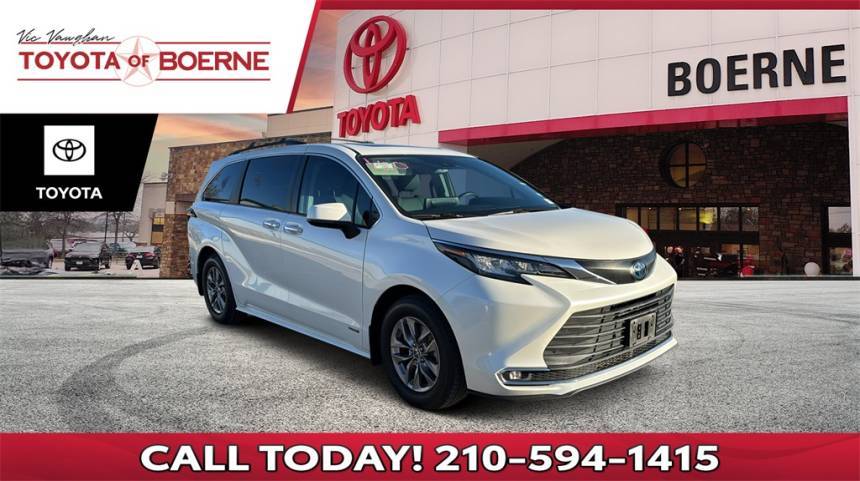 2021 Toyota Sienna XLE — Minivan — 87,078 mi — Boerne, TX