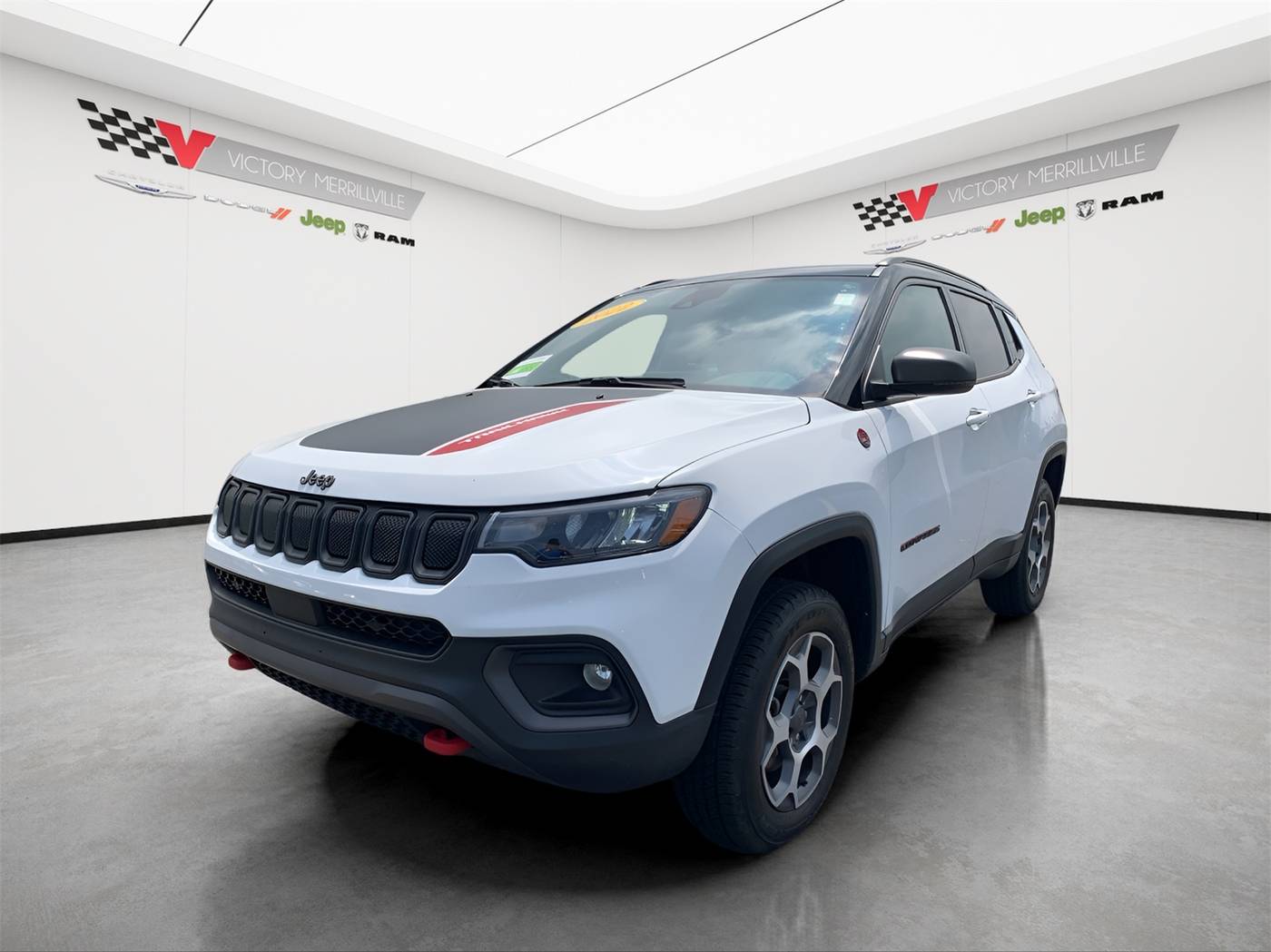 2022 Jeep Compass Trailhawk — SUV — 29,605 mi — Merrillville, IN