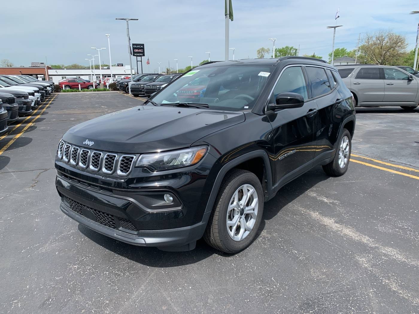 2025 Jeep Compass Latitude — SUV — 13,033 mi — Merrillville, IN