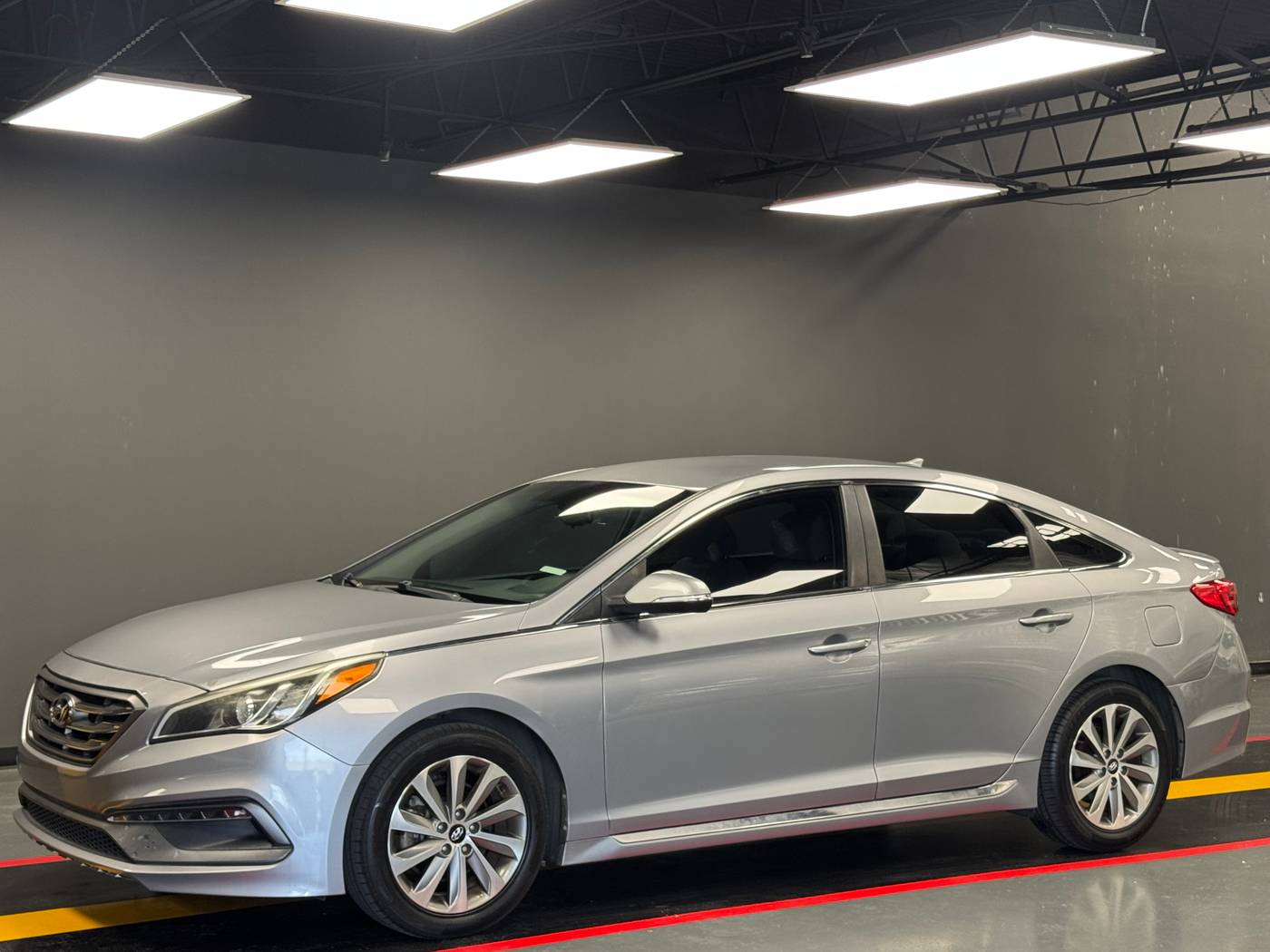 2016 Hyundai Sonata Sport — Sedan — 115,800 mi — Dallas, TX