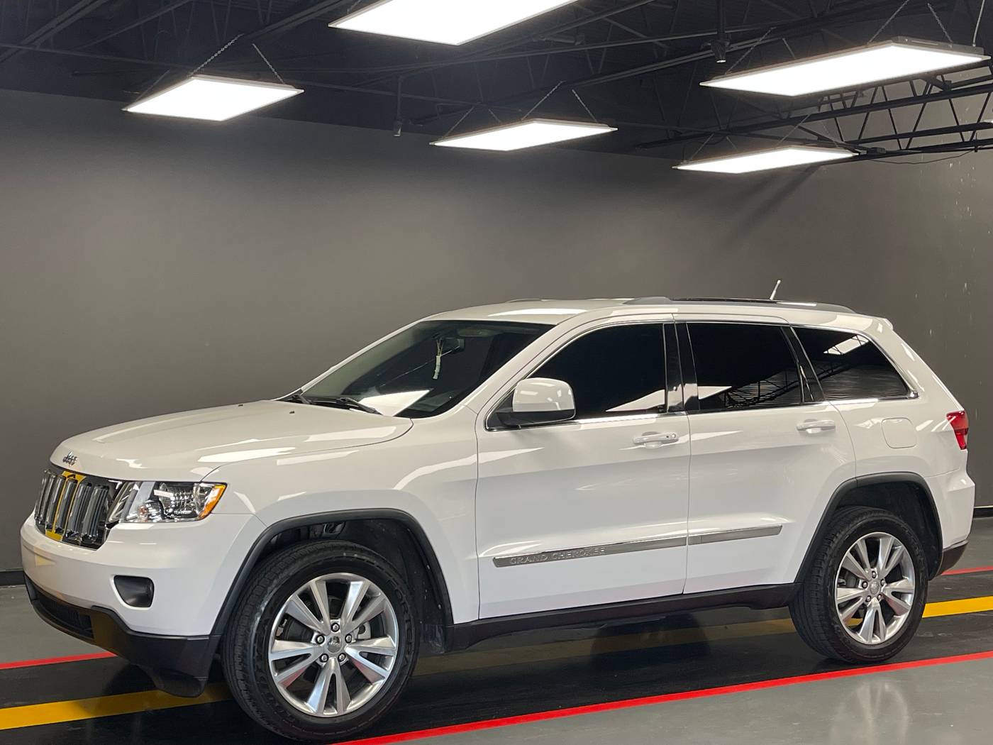 2013 Jeep Grand Cherokee Laredo — SUV — 139,181 mi — Dallas, TX