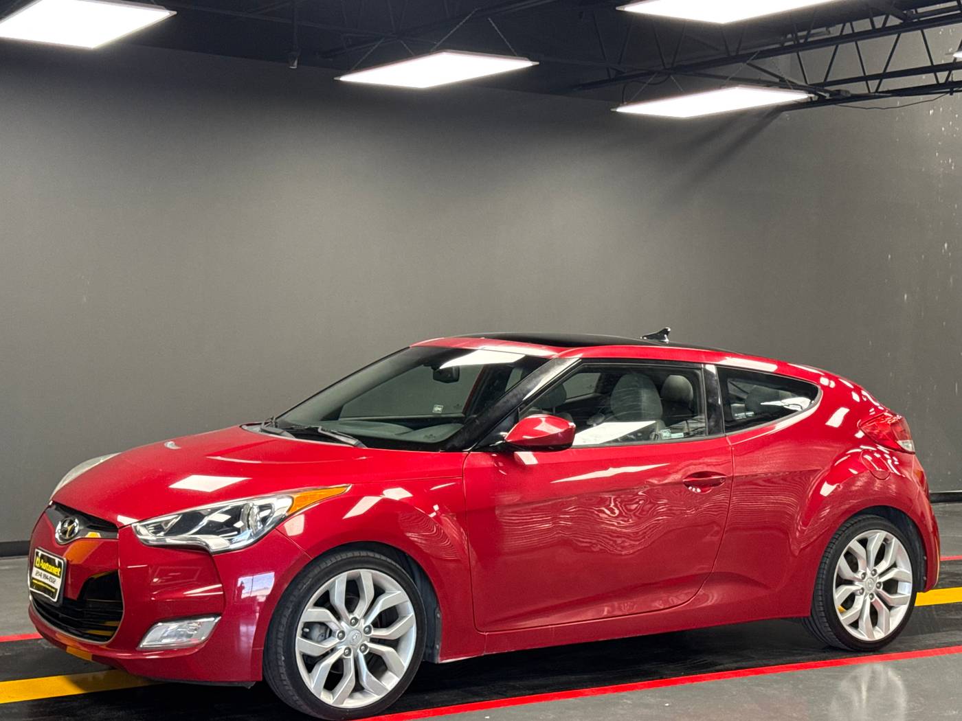 2013 Hyundai Veloster Base — Hatchback — 96,124 mi — Dallas, TX