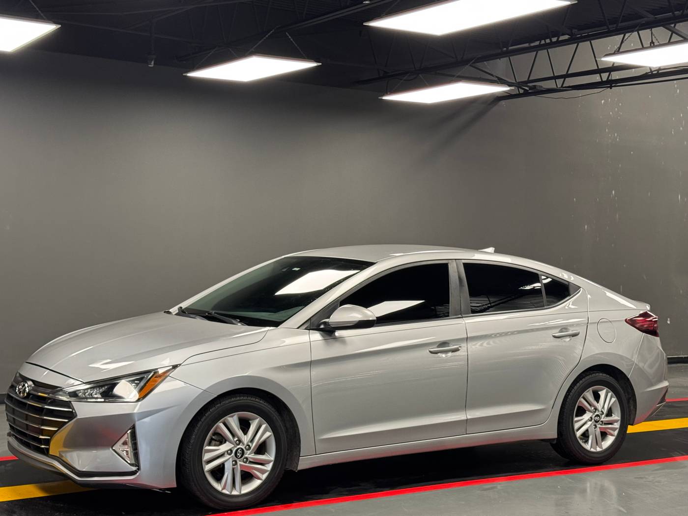 2020 Hyundai Elantra SEL — Sedan — 92,755 mi — Dallas, TX