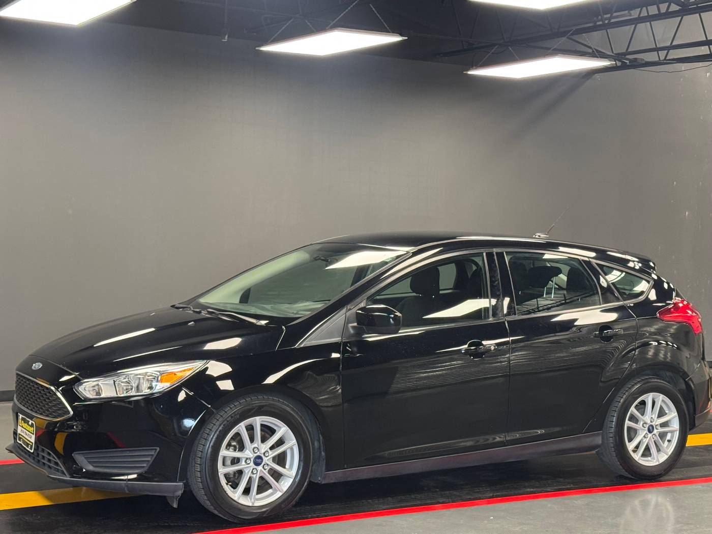 2018 Ford Focus SE — Hatchback — 102,540 mi — Dallas, TX