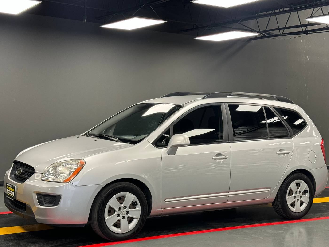 2009 Kia Rondo LX Base — Wagon — 149,971 mi — Dallas, TX