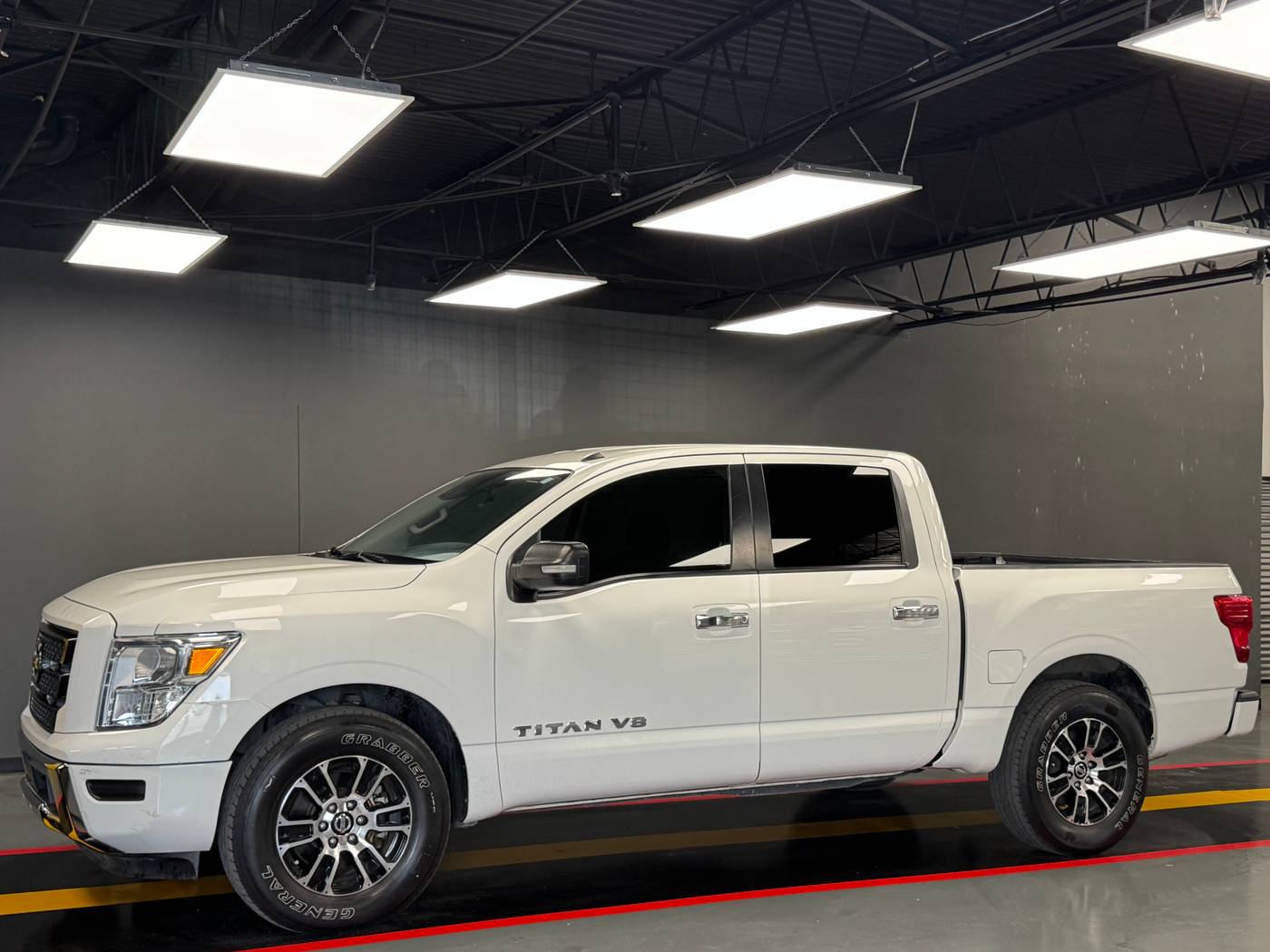 2020 Nissan Titan SV — Pickup Truck — 114,173 mi — Dallas, TX