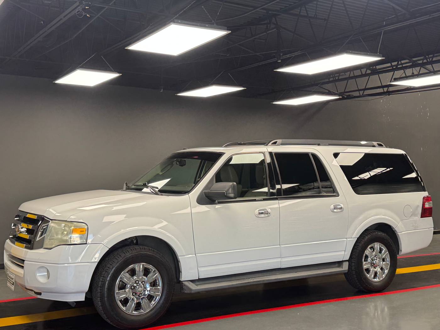 2011 Ford Expedition XLT — SUV — 170,937 mi — Dallas, TX
