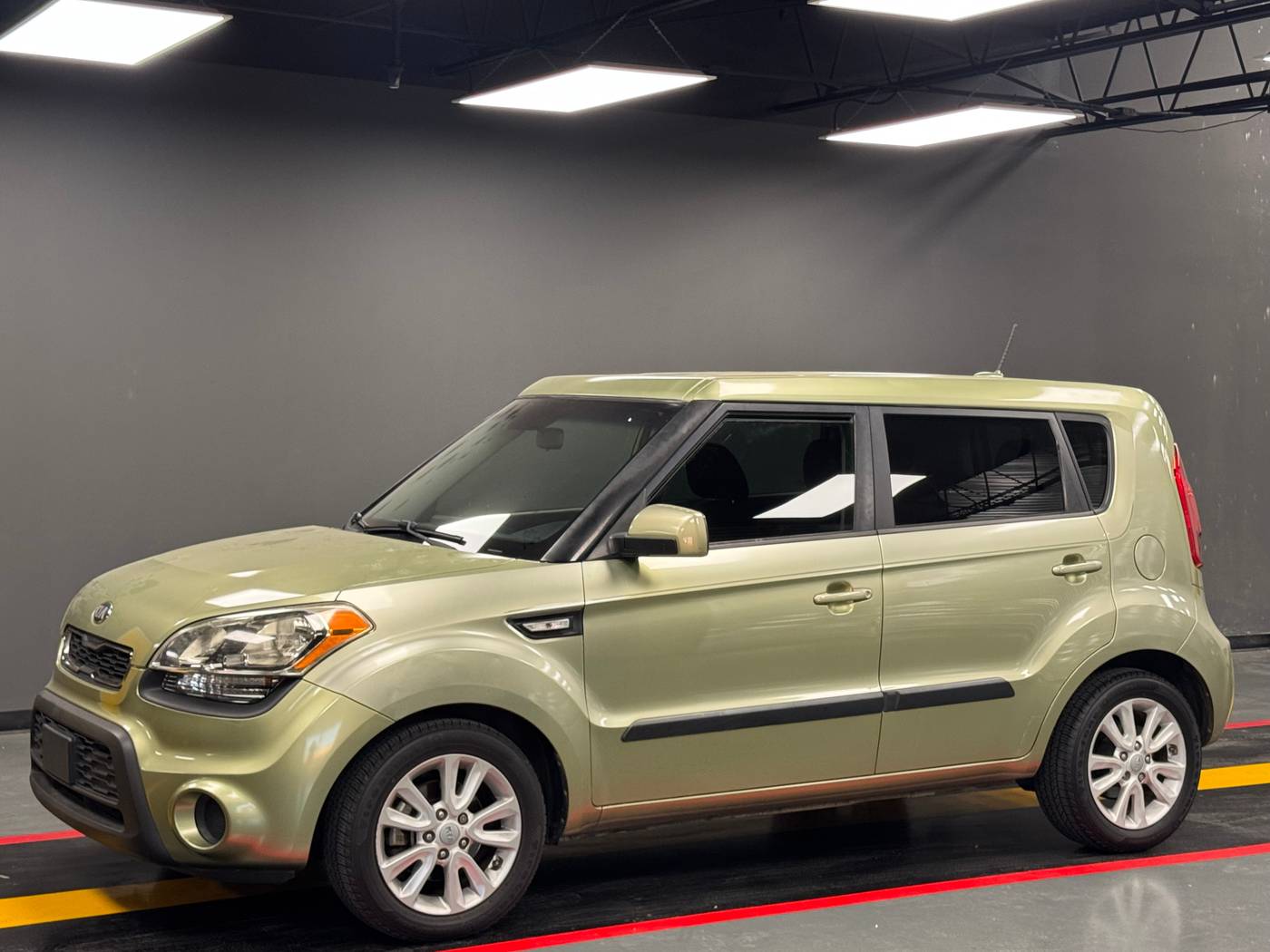 2013 Kia Soul Base — Hatchback — 109,887 mi — Dallas, TX