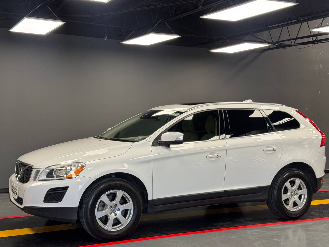 2012 Volvo XC60 3.2 — SUV — 136,080 mi — Dallas, TX