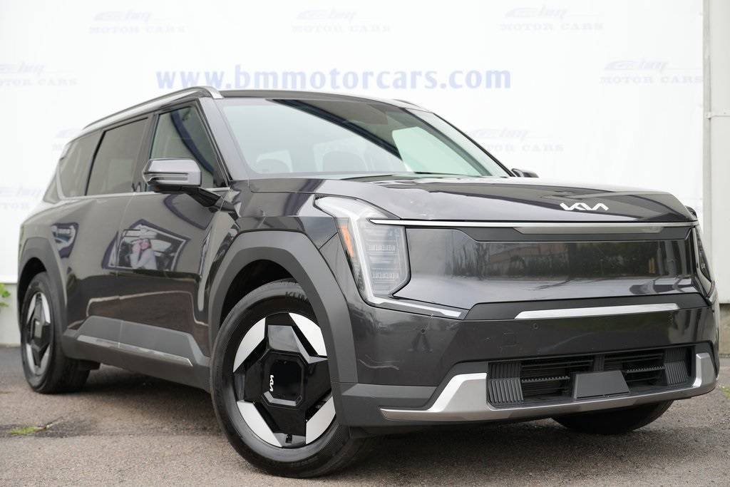 2024 Kia EV9 Wind — SUV — 52,026 mi — Linden, NJ