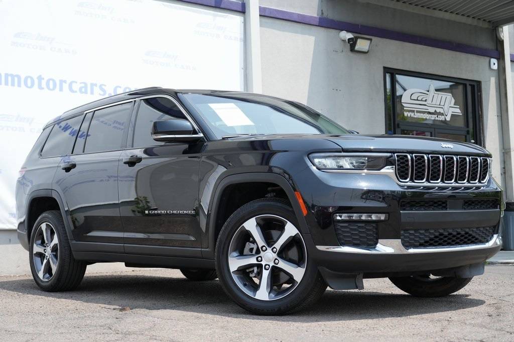2023 Jeep Grand Cherokee Limited — SUV — 14,797 mi — Linden, NJ