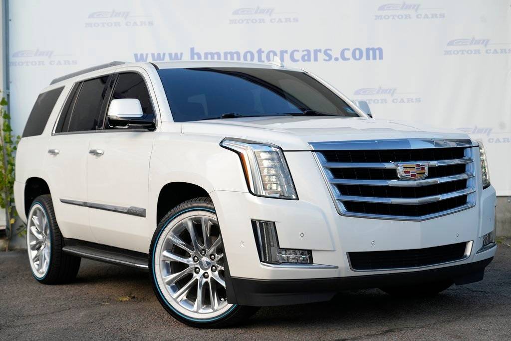 2020 Cadillac Escalade Luxury — SUV — 84,866 mi — Linden, NJ